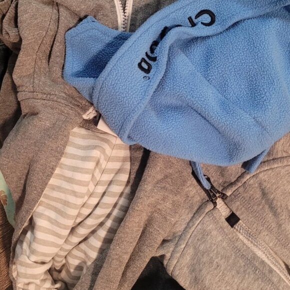 Assorted (BOYS) Clothing Bundle - Picture 6 of 15